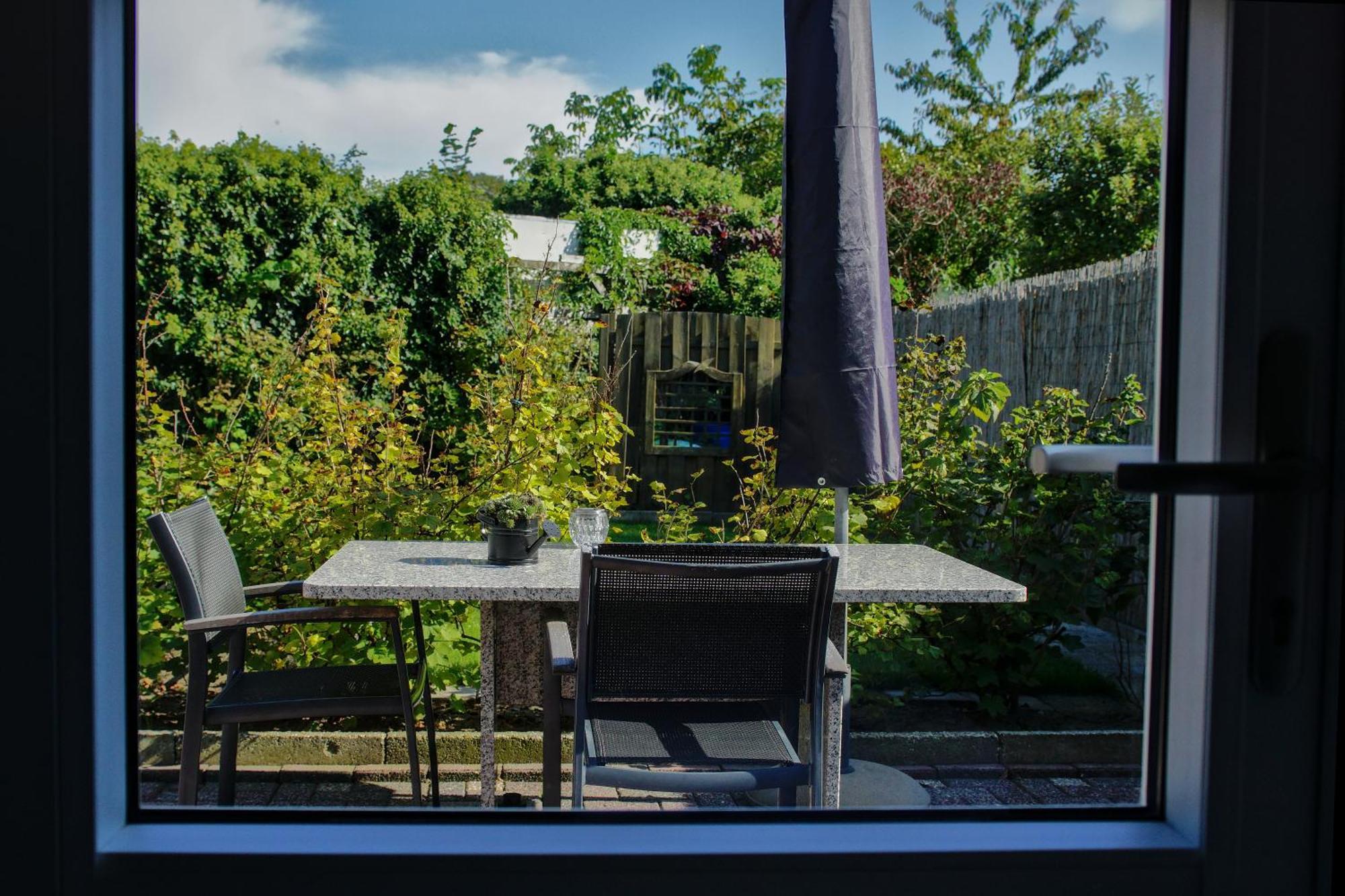 Emmen Bed And Breakfast Esterno foto